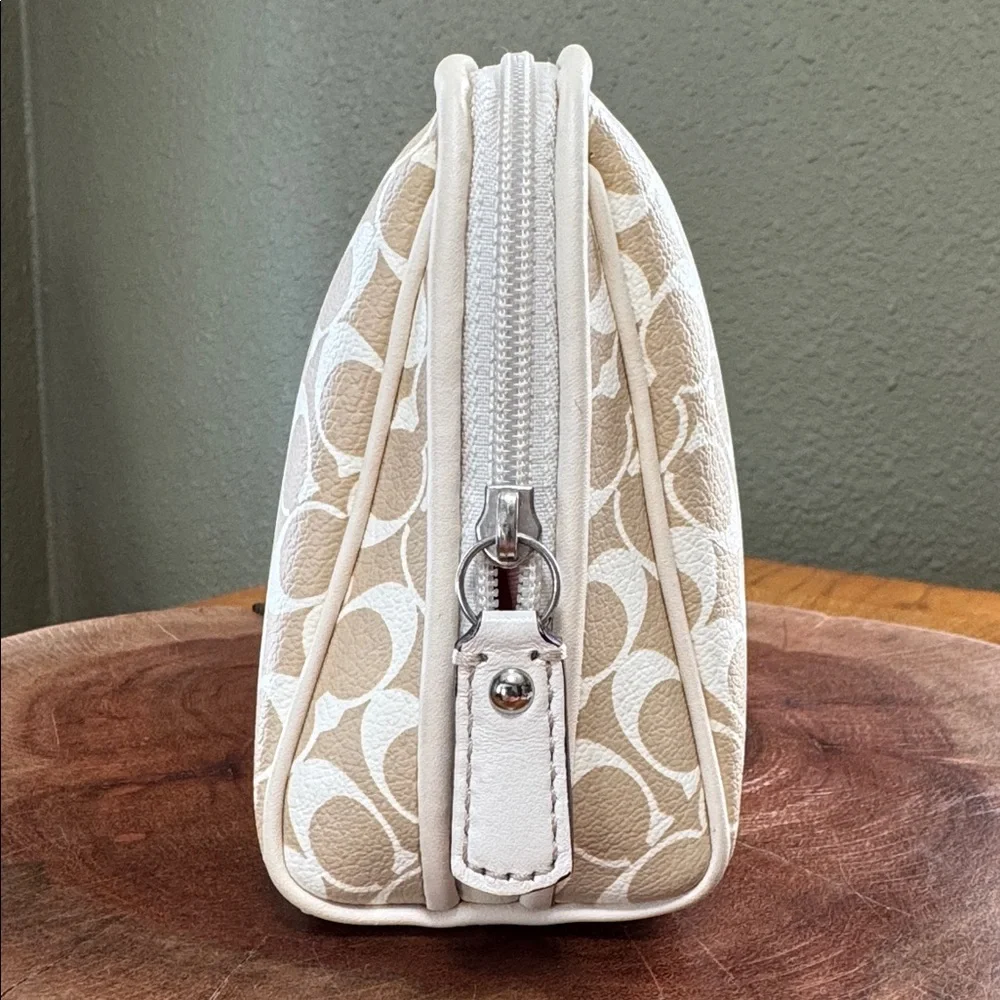 COACH CHELSEA HERITAGE X-LARGE COSMETIC CASE - Picture 6 of 11